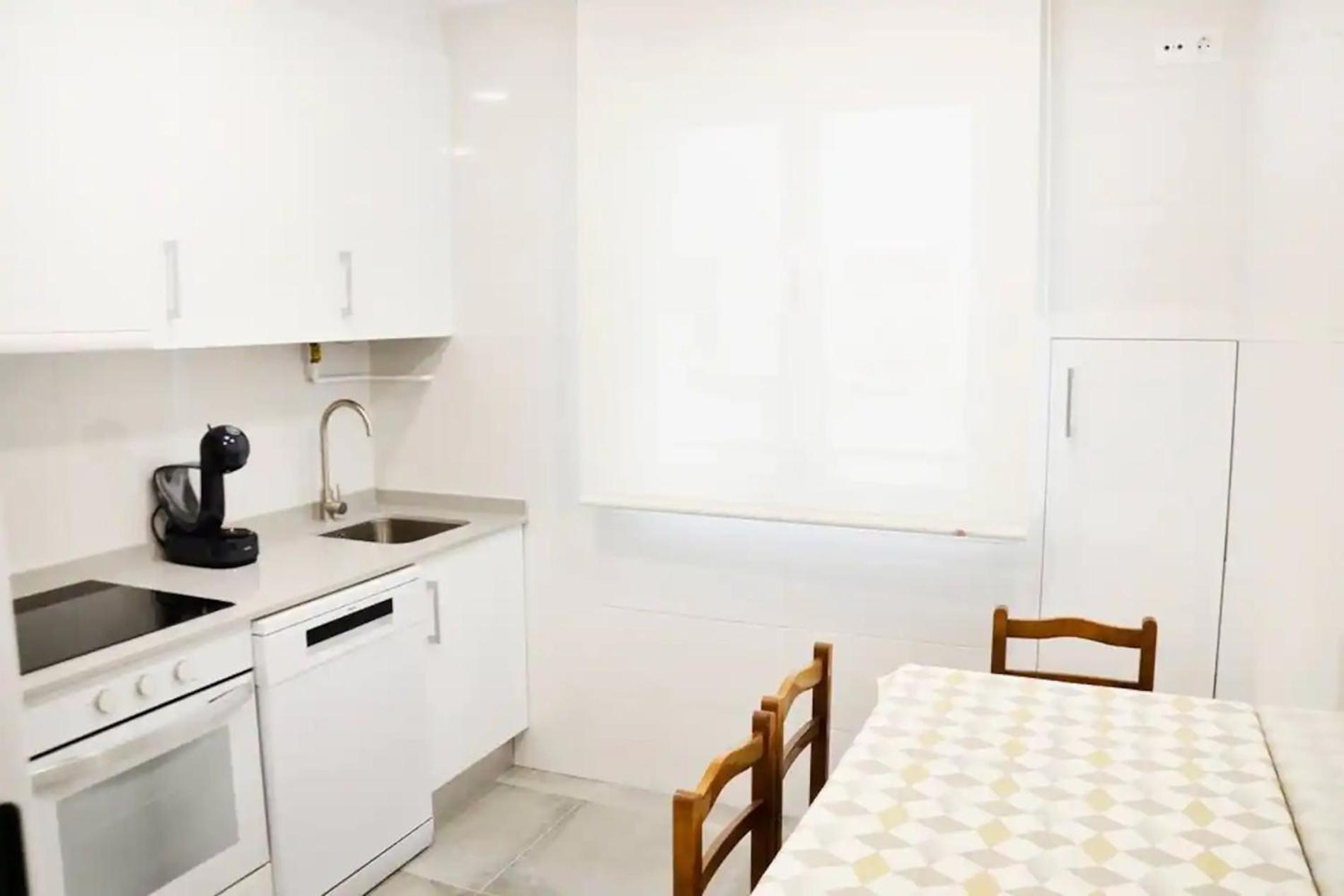 Nuevo Apartamento De 3 Dormitorios En Calle Alta Santander Bagian luar foto