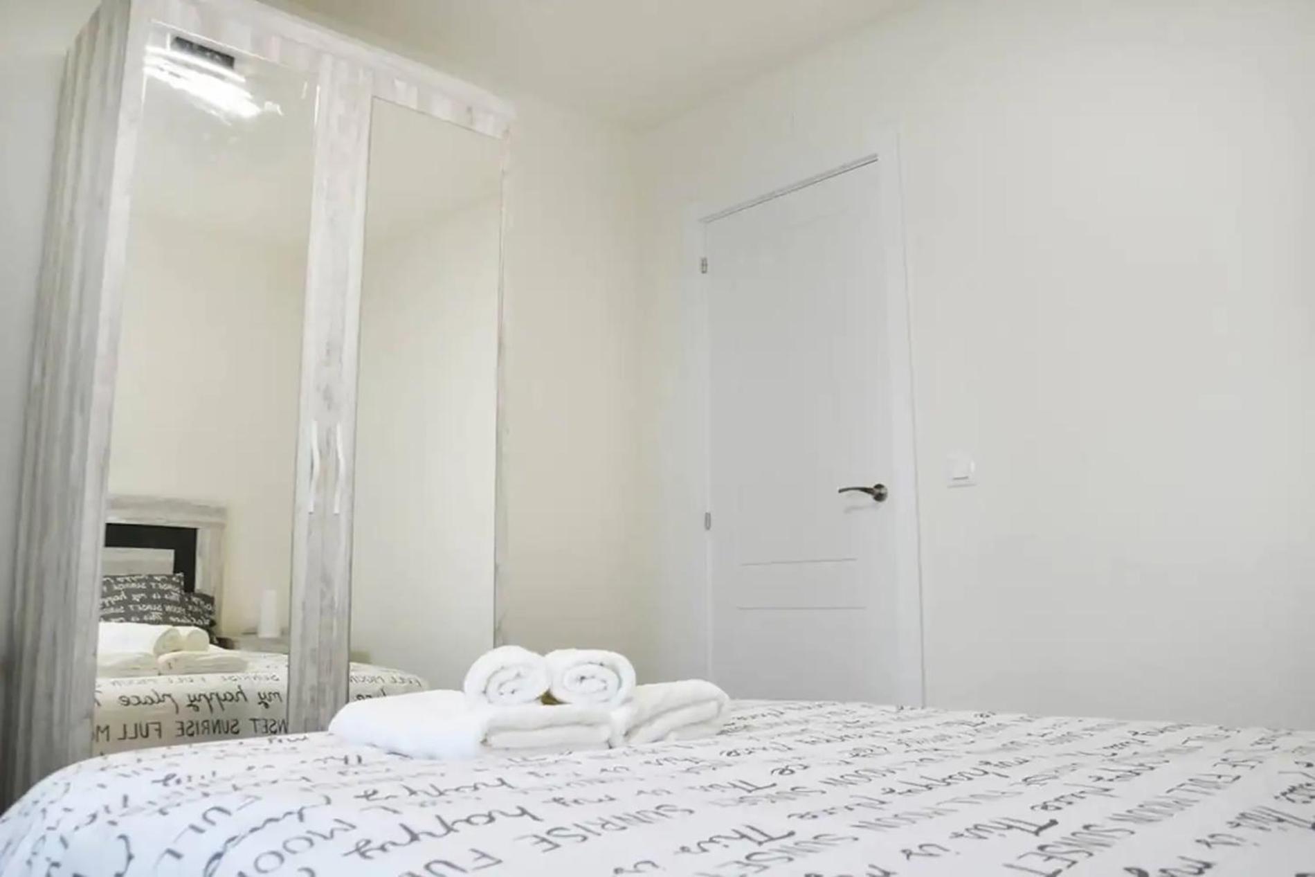 Nuevo Apartamento De 3 Dormitorios En Calle Alta Santander Bagian luar foto