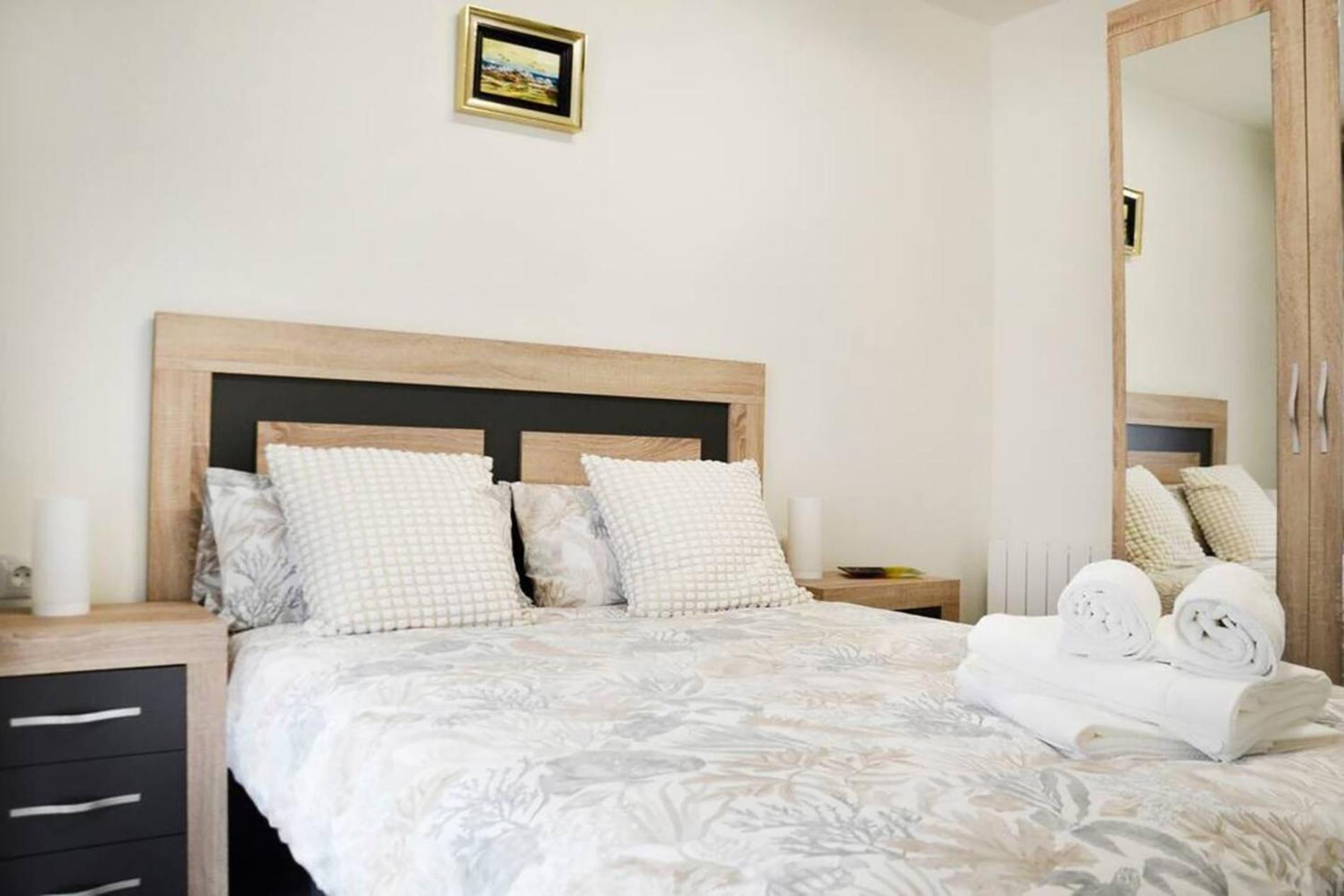 Nuevo Apartamento De 3 Dormitorios En Calle Alta Santander Bagian luar foto